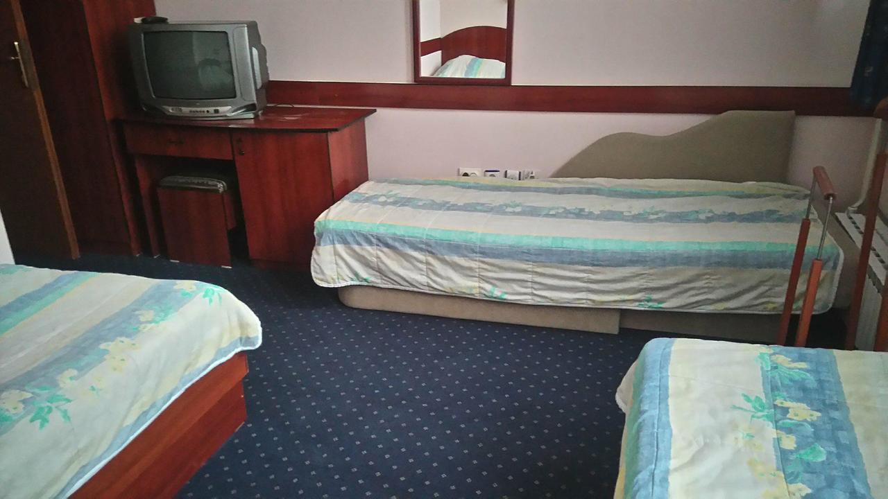 Hotel Mimoza Kumanovo Exterior photo